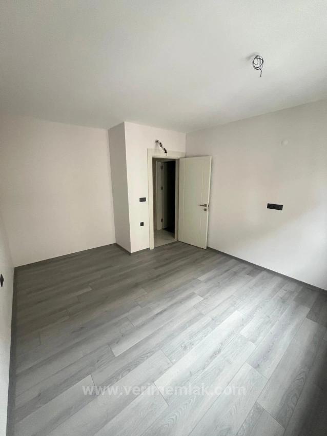 Geeignet Für Sommer- Und Winterleben In Menderes Çukaltı, Nur 350 Meter! 3+1 Moderne Villa Zu Verkaufen