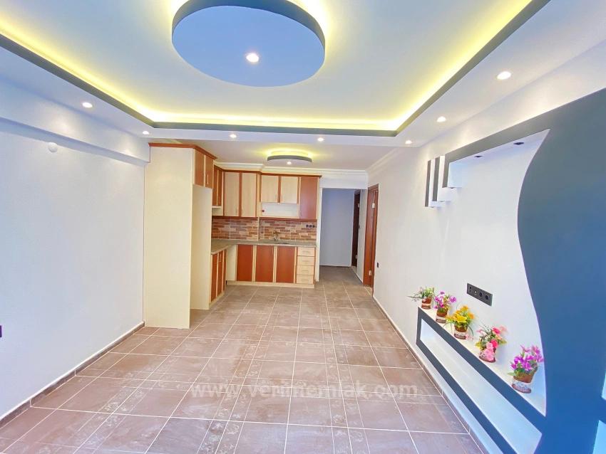 50 M Zum Meer Mit Aufzug In Der Gegend Von Seferihisar Mersin! 1+1 Wohnung Zum Verkauf Mit Moderner Architektur