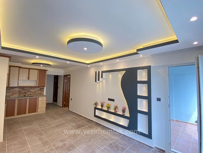 50 M Zum Meer Mit Aufzug In Der Gegend Von Seferihisar Mersin! 1+1 Wohnung Zum Verkauf Mit Moderner Architektur