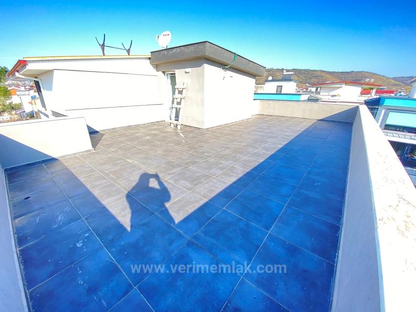 Spazieren Sie Zum Meer In Seferihisar! Eckgrundstück, Freistehende Villa Mit 3+1 Schlafzimmern Zu Verkaufen.