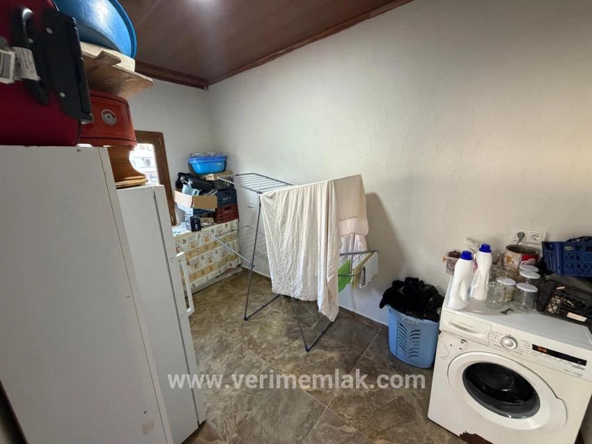 6+1-Zimmer Villa Zu verkaufen in Mersin Alanı Bz. Seferihisar Ürkmez - 200 m²