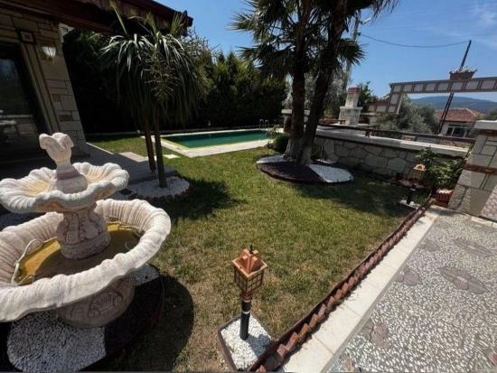 Ultra-luxus-villa (5+1) Mit Smart-home-technologie, Freistehend Und Mit Pool In Urla Kuşçular