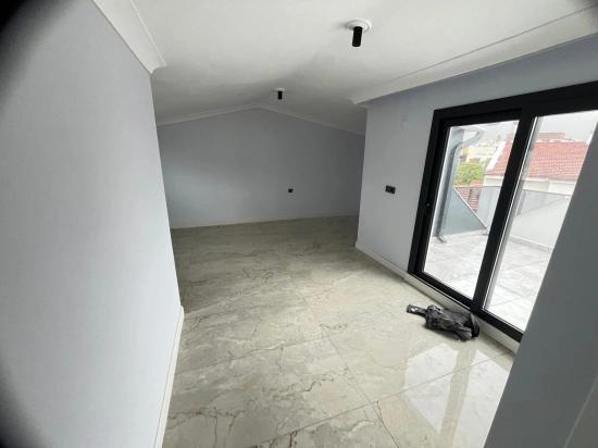 50 M Vom Meer Entfernt In Özdere Orta Mahalle! Modernes Design, Brandneue 3+1 Villa