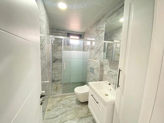 Luxuriöse 6+1 Villa In Özdere Orta Mahalle, 400 M Vom Meer Entfernt, Im Stadtzentrum.