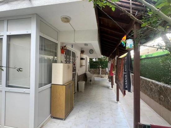 Luxuriöse 3+1 Doppelhaushälfte Mit Großzügigem Garten, 350 Meter Vom Meer Entfernt In Özdere Orta Mahalle!