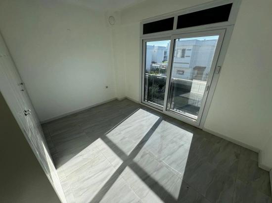 Luxuriöse Und Komfortable 2+1-zimmer-villa In Einer Anlage Mit Olympischem Schwimmbecken In Seferihisar Zu Verkaufen!
