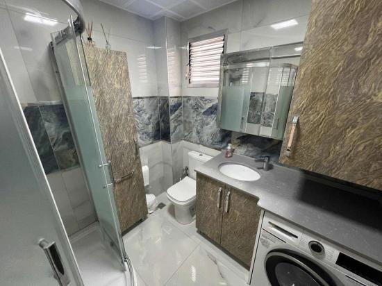 Prestigeträchtige 3+1-zimmer-villa Zum Verkauf In Gümüldür Fevzi Çakmak, Direkt Am Meer Mit Pool