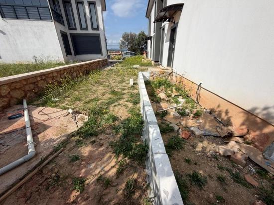 3+1 Villa Zum Verkauf In Seferihisar: Solarbetrieben, Fußbodenheizung, Komplett Möbliert