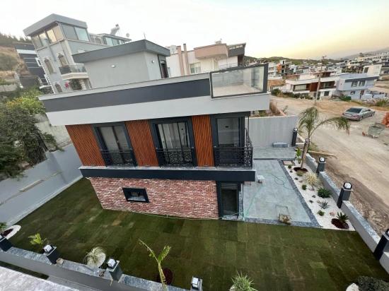 Luxuriöse Freistehende 3+1-Zimmer-Villa In Seferihisar Mit Vollem Meerblick Und Smart-Home-Systemen Zu Verkaufen