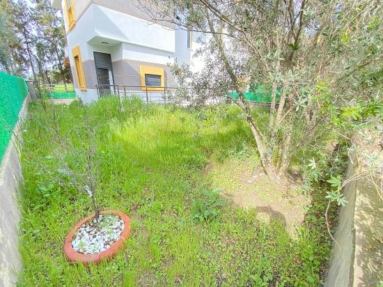 3+1 Villa Zum Verkauf In Doğanbey, Geräumig, Mit Freistehendem Garten, Nahe Dem Meer