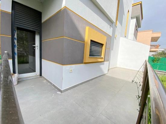 3+1 Villa Zum Verkauf In Doğanbey, Geräumig, Mit Freistehendem Garten, Nahe Dem Meer
