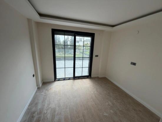 Luxuriöse 3+1-zimmer-villa Mit Privatem Pool, 750 M Vom Meer Entfernt In Seferihisar Cumhuriyet!