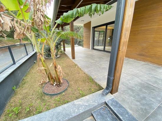 Moderne Luxusvilla (3+1 Zimmer) Zum Verkauf Im Viertel Menderes Çukuraltı: Uneingeschränkter Meerblick