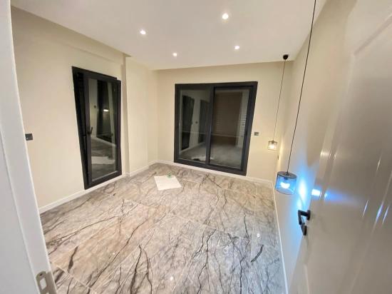 Moderne Luxusvilla (3+1 Zimmer) Zum Verkauf Im Viertel Menderes Çukuraltı: Uneingeschränkter Meerblick