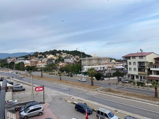 Großzügige 2+1-Zimmer-Wohnung Im Mittleren Stockwerk Zum Verkauf In Seferihisar, Mersin, 250 M Vom Meer Entfernt, Keine Zusätzlichen Kosten!