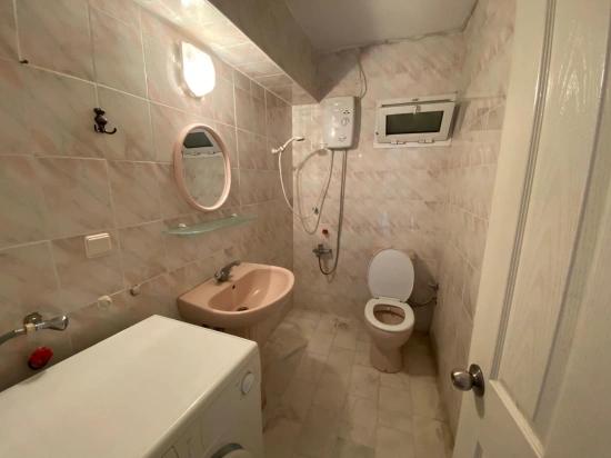 Großzügige 2+1-Zimmer-Wohnung Im Mittleren Stockwerk Zum Verkauf In Seferihisar, Mersin, 250 M Vom Meer Entfernt, Keine Zusätzlichen Kosten!