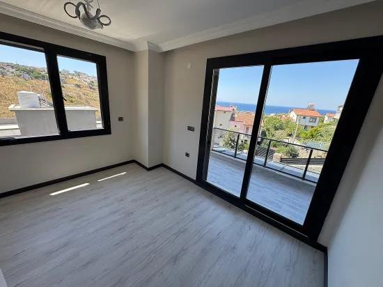 Seferihisar Atatürk Viertel Panoramische Meeresaussicht Sıfır Zu Verkaufen 3+1 Villa