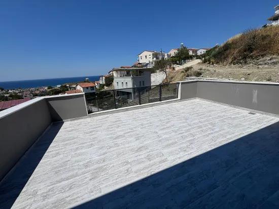 Seferihisar Atatürk Viertel Panoramische Meeresaussicht Sıfır Zu Verkaufen 3+1 Villa