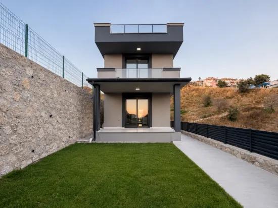 Seferihisar Atatürk Viertel Panoramische Meeresaussicht Sıfır Zu Verkaufen 3+1 Villa