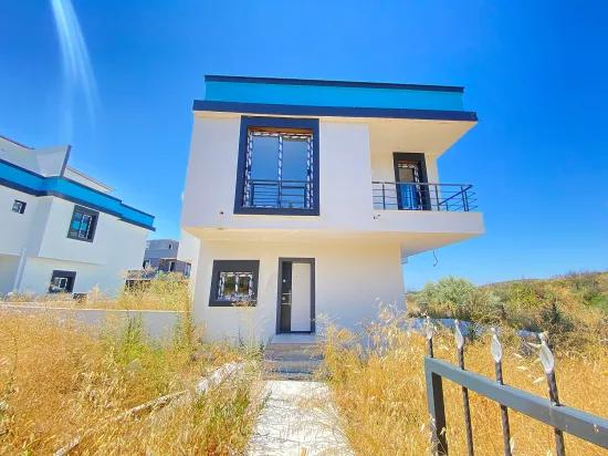 In Seferihisar Payamlı, Geräumige, Gartenbesitzende, Null, Schlüsselübergabe Luxus-villa 3+1 Zum Verkauf