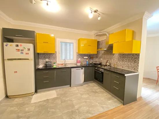 Seferihisar Mersin Bereich In 50m Entfernung zum Meer! Sıfır renoviert, einzigartige verkaufliche 3+1 Villa