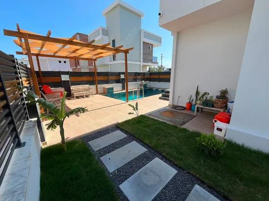 Seferihisar Perle, In Doğanbey mit Pool Ultra Luxus 3+1 Villa zum Verkauf