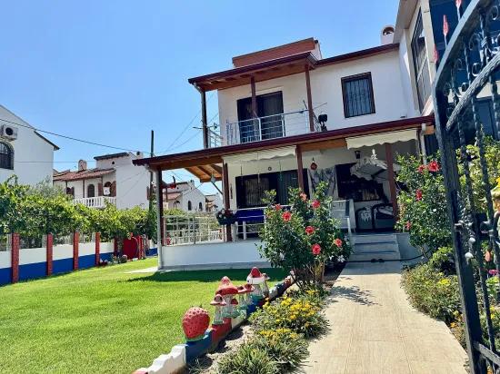 İzmir Seferihisar Doğanbey'de Verkauf 3+1 Villa zum Meer 60 Meter
