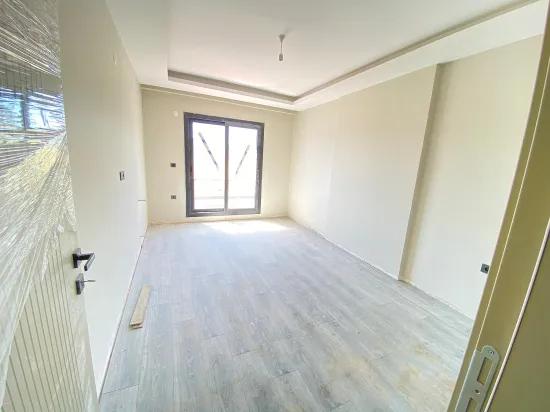 Seferihisar Cumhuriyet Viertel Blaue-flagge-strand Satılık 3+1 Villa