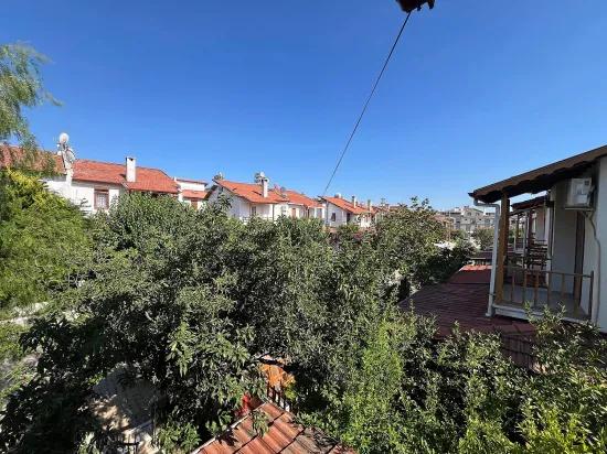 In Özderede, 2 Minuten von der See entfernt, geräumige Villa mit großem Garten, 3+1 Zimmer, zum Verkauf
