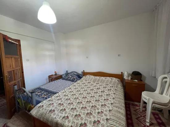 In Özderede, 2 Minuten von der See entfernt, geräumige Villa mit großem Garten, 3+1 Zimmer, zum Verkauf