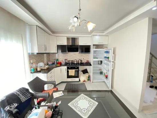 Seferihisar Mersin Alanı Mh. deniz manzaralı bahçeli satılık 3+1 Villa