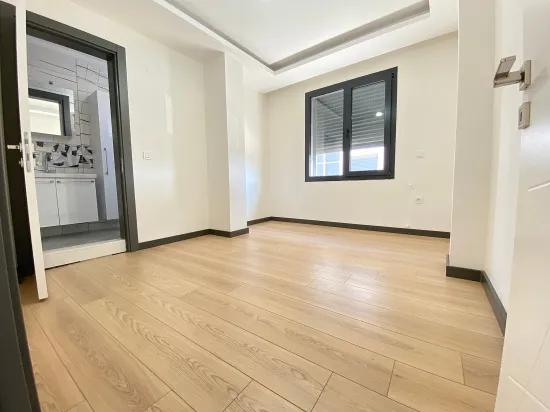 Seferihisar Payamlı 350 m vom Meer entfernt Neuwertig Luxus zu verkaufen 3+1 Villa