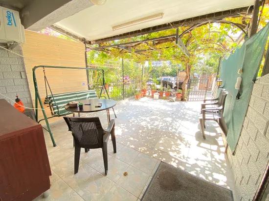 Seferihisar, In Bengeler, 400m zum Meer, mit Obstbäumen, kostenlos zu verkaufen, 3+1 Villa!
