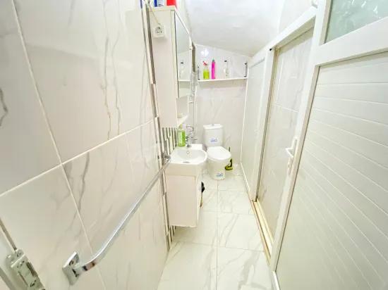Seferihisar, In Bengeler, 400m zum Meer, mit Obstbäumen, kostenlos zu verkaufen, 3+1 Villa!