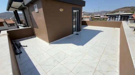 Seferihisar Doğanbey In der Cumhuriyet Nachbarschaft nahe dem Meer 3+1 Luxusvilla