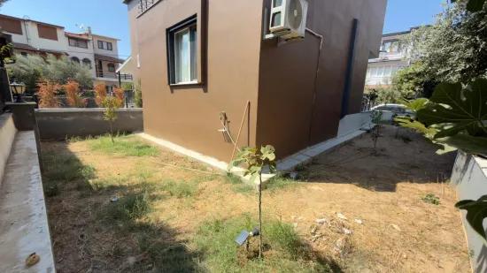 Seferihisar Doğanbey In der Cumhuriyet Nachbarschaft nahe dem Meer 3+1 Luxusvilla