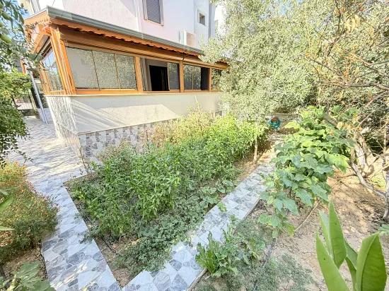 Seferihisar Doğanbey In Cumhuriyet nahe dem Meer Sommer‑winter Wohnen geeignet 3+1 Villa