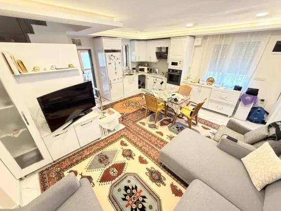Seferihisar Doğanbey In Cumhuriyet nahe dem Meer Sommer‑winter Wohnen geeignet 3+1 Villa