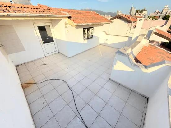 Gümüldür In Fevzi Çakmak, zum Meer 50 metre am Strand mit blauer Flagge, 3+1 Villa In Gümüldür