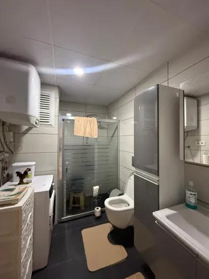 İzmir Seferihisar Hıdırlık Mahallesi'nde Merkezi Konumda Satılık 2+1 Daire