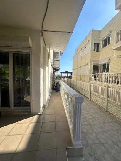 Villa Mit Großem Garten, Direkt Am Strand In Özdere Gelegen