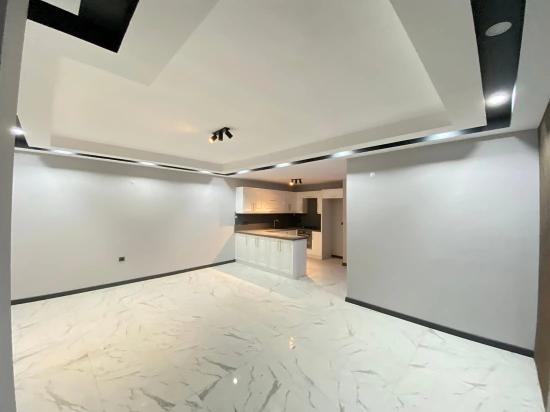 3+1-Zimmer-Villa Mit Fußbodenheizung In Ürkmez, In Meeresnähe, Zu Verkaufen