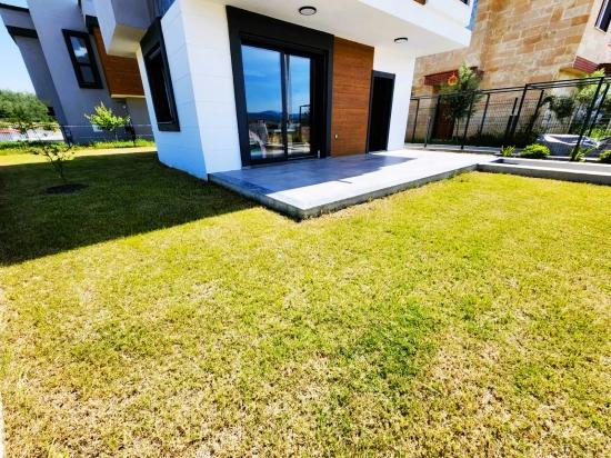 Moderne Architektur In Seferihisar: Eine Charmante 3+1-zimmer-villa Mit Fußbodenheizung Und Privatem Garten