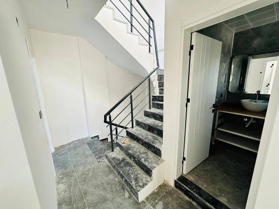 2+1 Villa Mit Großem Garten Zum Verkauf In Seferihisar Ürkmez