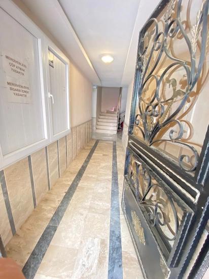 3+1 Erdgeschosswohnung Zum Verkauf In Seferihisar Ürkmez, 100 M Vom Meer Entfernt