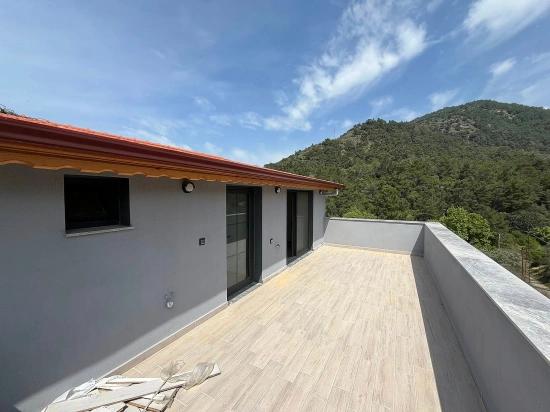 Moderne Architekturvilla (3+1 Zimmer) In Özdere Zu Verkaufen, Nur Wenige Gehminuten Vom Meer Entfernt