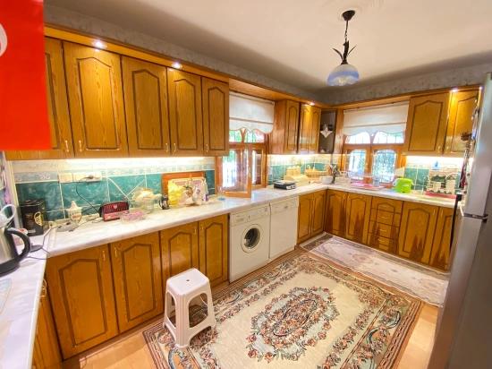 7+1 Eckvilla Zum Verkauf In Seferihisar Cumhuriyet, 400 M Vom Meer Entfernt!