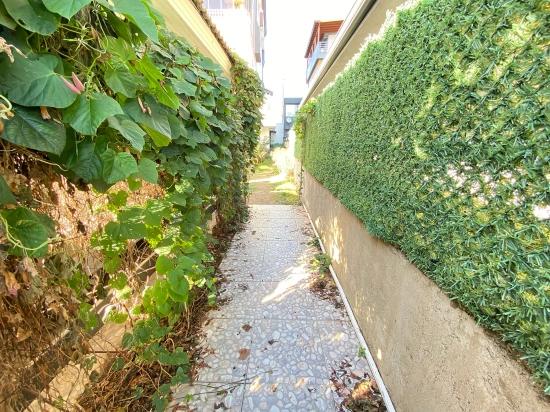 Die Beste Lage Und Das Beste 1+1 Gartenapartment Am Meer In Ürkmez Bengiler