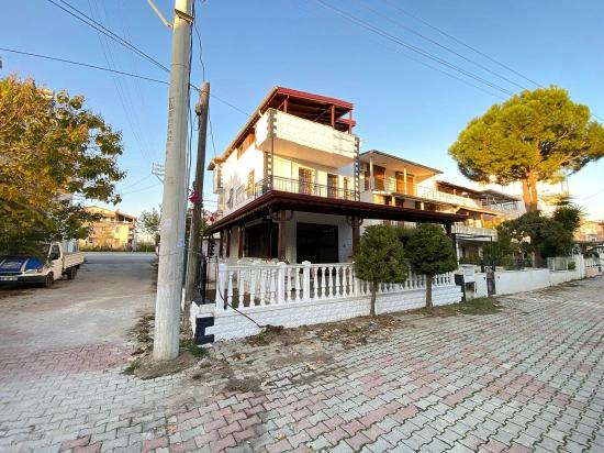 Ultra-Luxuriöse, Erstklassige 4+1-Zimmer-Villa Zum Verkauf In Seferihisar Ürkmez, 100 M Vom Meer Entfernt.