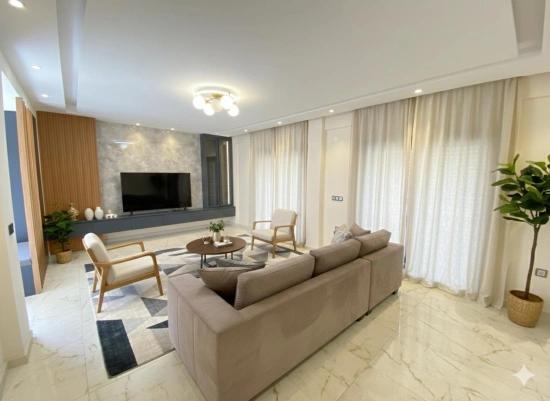 550 M² Großes Grundstück In Kavakdere, Seferihisar, Luxuriöse 3+2-Zimmer-Villa Mit Pool